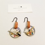 遊び心"razor　ブラック樹脂フックピアス