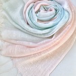 春気分♪艶めく大判シルク＊薄桜色×水色＊ストール