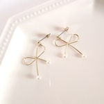 ワイヤーリボンピアス/イヤリング