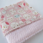 フクロウピンク　２２×２２　ダブルガーゼハンカチ