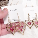 ローズハート❤︎ドライフラワー大ぶりレジンピアス／イヤリング