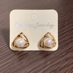 シンプルトライアングルピアス