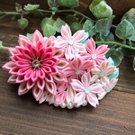 桜つまみ細工のバレッタ