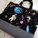 壮大な宇宙＆宇宙飛行士　リバーシブル使いのできるレッスンバック　入園入学