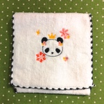 パンダ　タオルハンカチ　(ポケット付き)