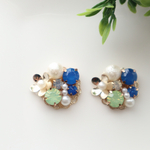 お花とビジューのピアス
