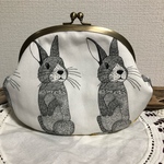 がま口化粧ポーチ    振り向くウサギ※受注生産