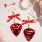 フェンダーピックの真っ赤な♡べっ甲柄ガーリーピアス ♡パールとリボンを添えて⭐︎バレンタインに