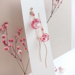 揺れる花珠 桜桃ピンク【イヤリング・ピアス・パーツ変更可】