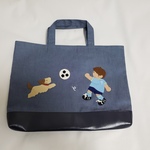 フェルトアップリケ⚽️サッカー⚽️の男の子と犬カバンレッスンバック