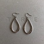 シンプルシルバーピアス