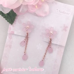 桜のゆらゆらピアス