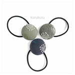 刺繍 くるみボタンのヘアゴム