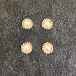 【４個】パールストーンセンターパーツ15mm中