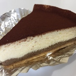 限定1   ティラミス風&チョコマーブルチーズケーキ  ハーフハーフ 