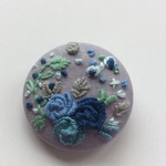 刺繍ブローチ
