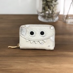 【白毛×シルバー】イタリアンレザーの思わず誰かに見せたくなるモンスターマルチケース/ミニ財布【毛付きレザー/毛皮】