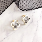 シック‪‪𖧷blackドットピアス、イヤリング