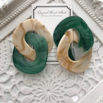 限定SALE♡大ぶり♡アクリルチェーンピアス【グリーン×ベージュ】