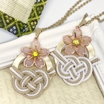 淡路結びと桜のネックレス（ベージュ）