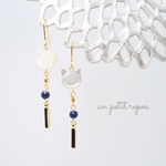 甘く？シックに？白黒にゃんこのリバーシブルピアス/イヤリング