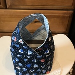 おにぎり柄のお弁当ケース