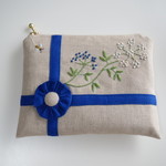 刺繍のフラットポーチ（RB）