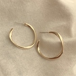 【再販】変形ゴールドフープピアス