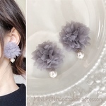グレー⚪︎シフォンフラワー×コットンパールイヤリング