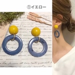 大ぶりレトロピアス