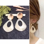Laule'a 大ぶりピアス ゴールドプレート×ホワイトマーブル