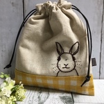 送料込みです！うさこ刺繍巾着