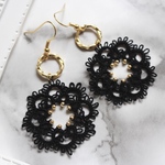 レースフラワーピアス