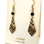 square pierced earrings ピアス/14kgfピアス/イヤリング/樹脂ピアス/樹脂ノンホールピアス　四角　スクエア　シンプル　揺れる　上品　幾何学模様　エレガント