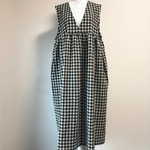 ギンガムチェックのジャンパースカート ブラック