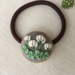 刺繍ヘアゴム シロツメクサ