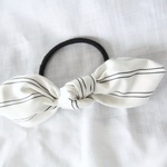 Striped〜白×黒ダブルラインのリボンへアゴム