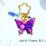 レジン 桜と蝶々のキーホルダー