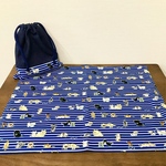 週末限定値下げ！40×50リバーシブル猫ちゃん柄のランチョンマットと巾着セット　