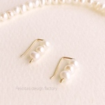 たてでもよこでも使える：おだんごバロックパールピアス