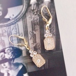 ♢希少♢ヴィンテージキャムフォーガラスとスワロフスキーのピアス-Campher verre-