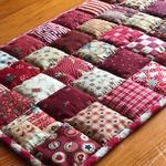 パッチワークマット＊42.5×30.5＊カントリー red うさdoll
