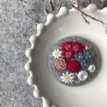 40mm刺繍ブローチ