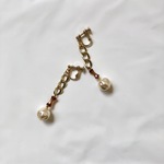 baroque perl brown イヤリング