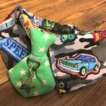 犬・猫の首輪　30～33　cocoちゃんネクタイチョーカー　カモフラ・車・黒系・星