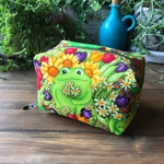新作品🍀  ヒーリング ルーム リヴレ×  Happyfrog  コラボ   アロマポーチ❤️USAコットン 華やかカエルさん