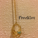 青い鳥のネックレス