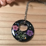 夜の輝く花