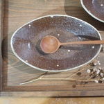 小さなオーバル型のカレーボウル（ブラウン）