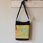 aza...様専用ミナペルホネン*リンゴの木*刺繍*ミモザ色リネン＊ショルダーバッグ*小鳥
